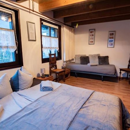 Ferienhaus Haus Am Puetz Wintrich Bagian luar foto
