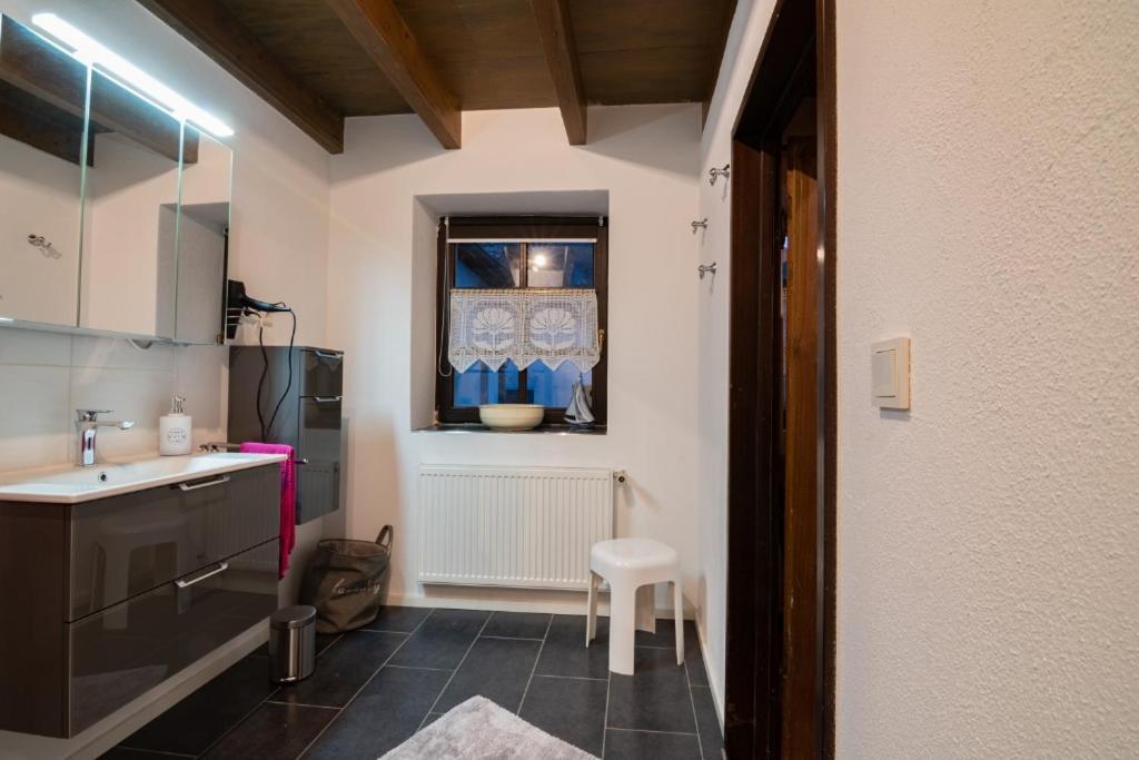 Ferienhaus Haus Am Puetz Wintrich Bagian luar foto