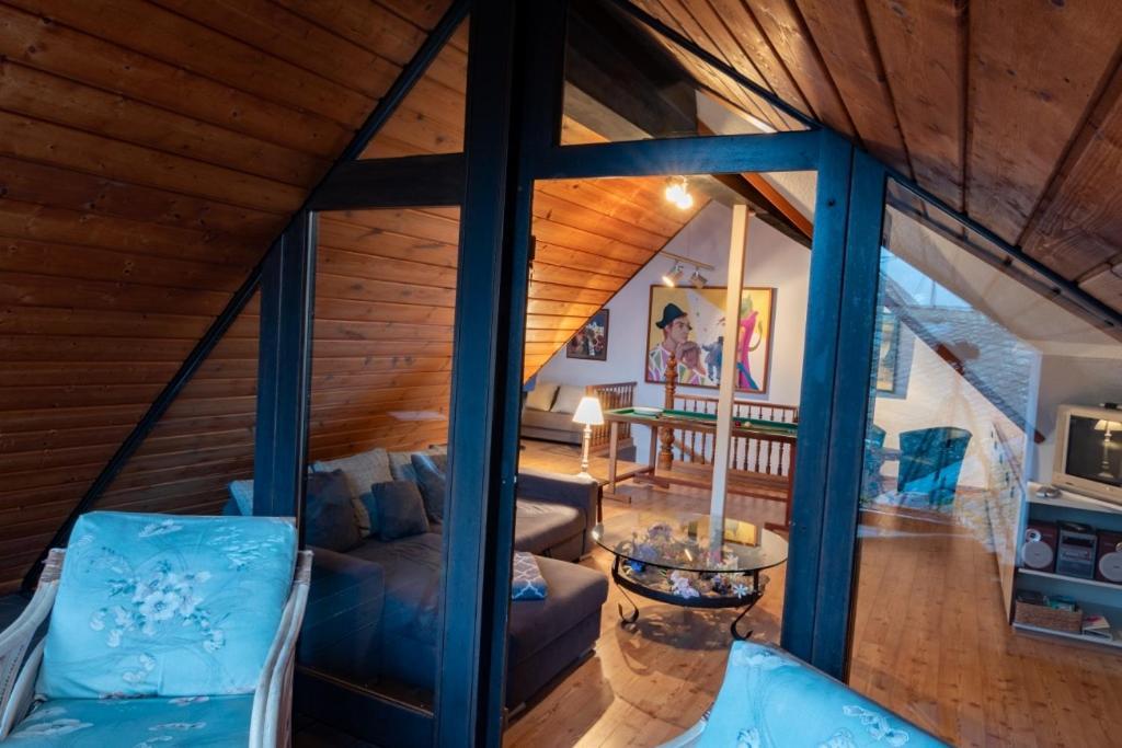 Ferienhaus Haus Am Puetz Wintrich Bagian luar foto