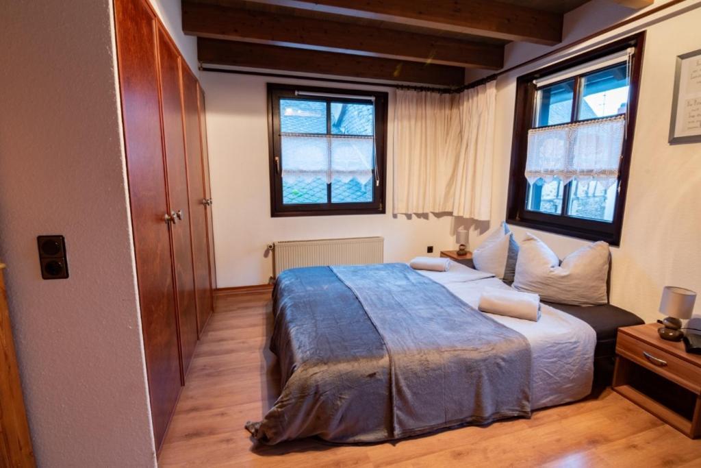 Ferienhaus Haus Am Puetz Wintrich Bagian luar foto